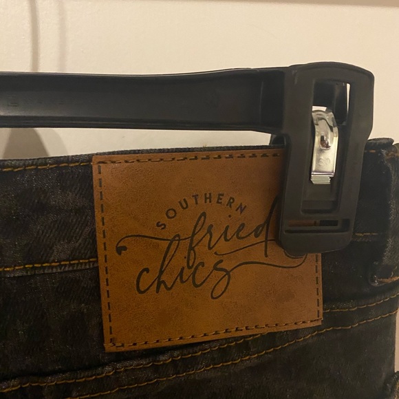 Faded black leopard print jeans. Size 4/26 never worn - Picture 5 of 7